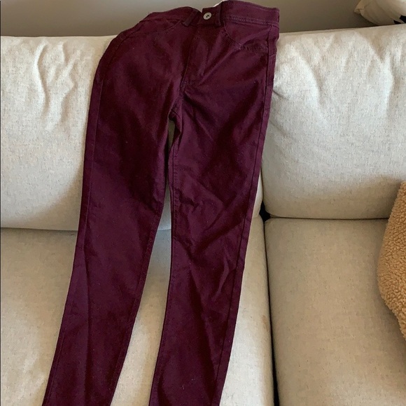 NEW UNWORN Skinny Jeans. (Gift with purchase) - Picture 5 of 7